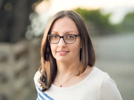 Headshot of Julie Barwick
